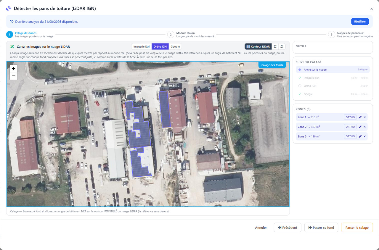 Étape de calage des fonds : la carte avec le contour LiDAR en pointillés et le suivi du calage indiquant l'écart mesuré pour chaque fond
